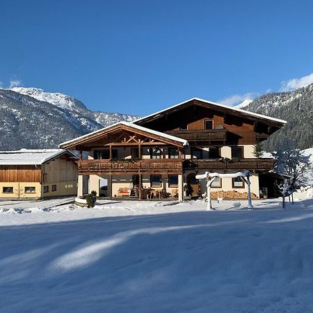 Apartment In Saalfelden Am Steinernen Meer Extérieur photo