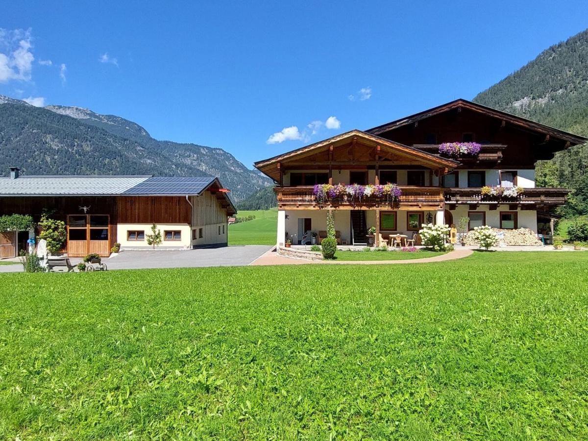 Apartment In Saalfelden Am Steinernen Meer Extérieur photo
